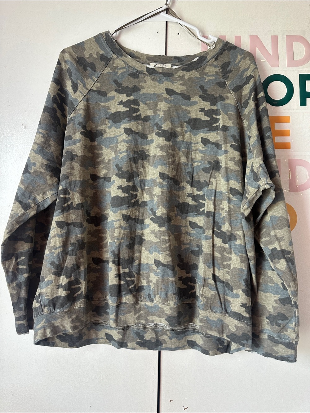 Umgee Camouflage Short Sleeve Tee - Olive, Gray, Black